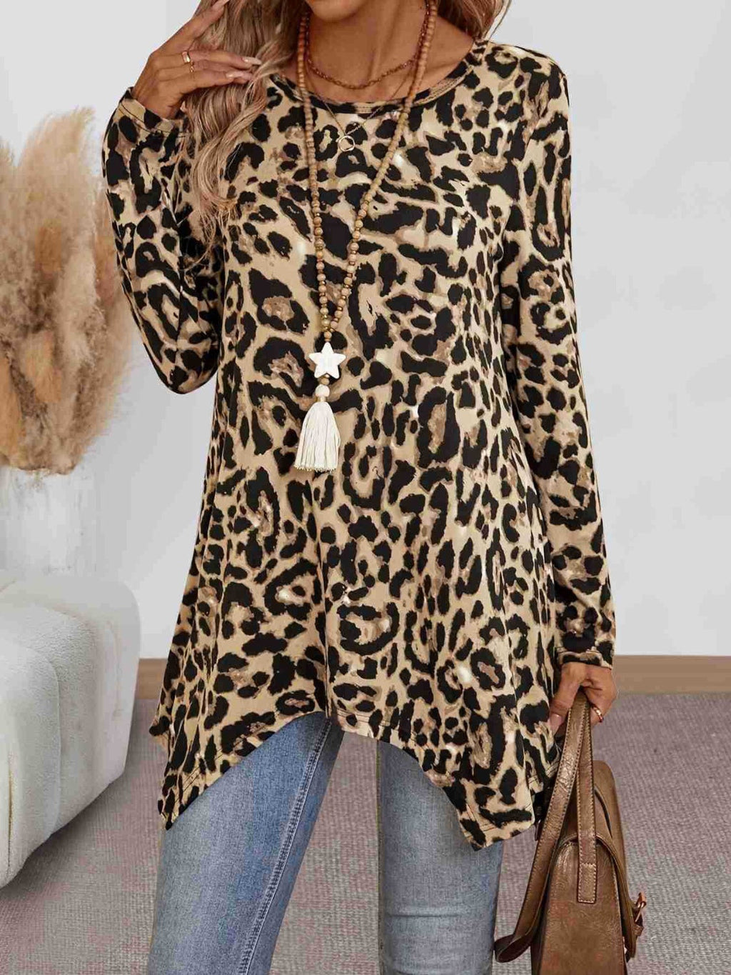 Valenzora | Leopard print crew neck long-sleeved T-shirt