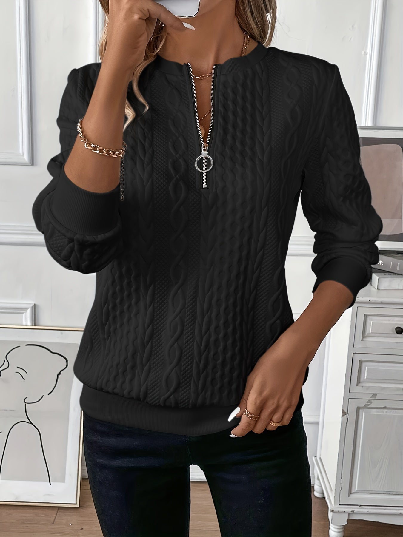 Valenzora | Elegant, stylish knit sweater