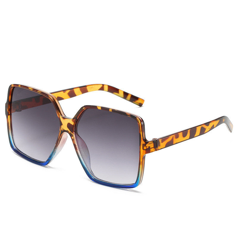 Valenzora | Große Sonnenbrille mit Farbverlauf für Damen