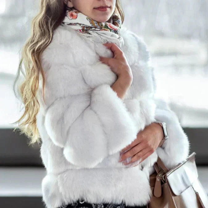 Valenzora | Elegante Pelzjacke
