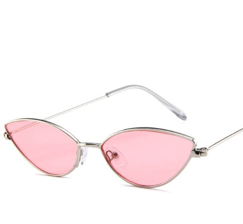 Valenzora | Retro Cat-Eye-Sonnenbrille aus hochwertigem veganem Leder