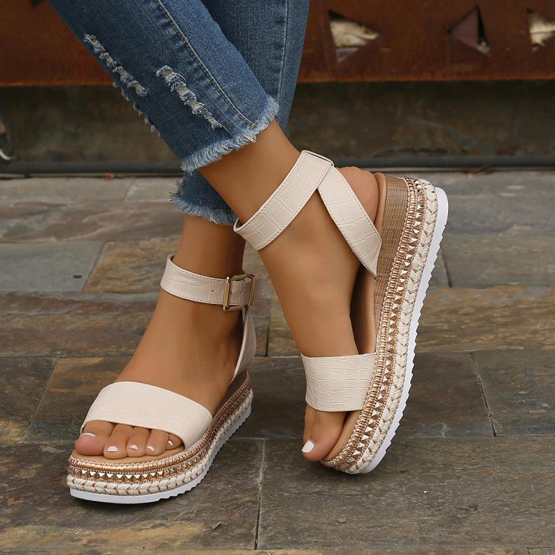 Valenzora | Summer Sandals with Buckle Straps and Platform