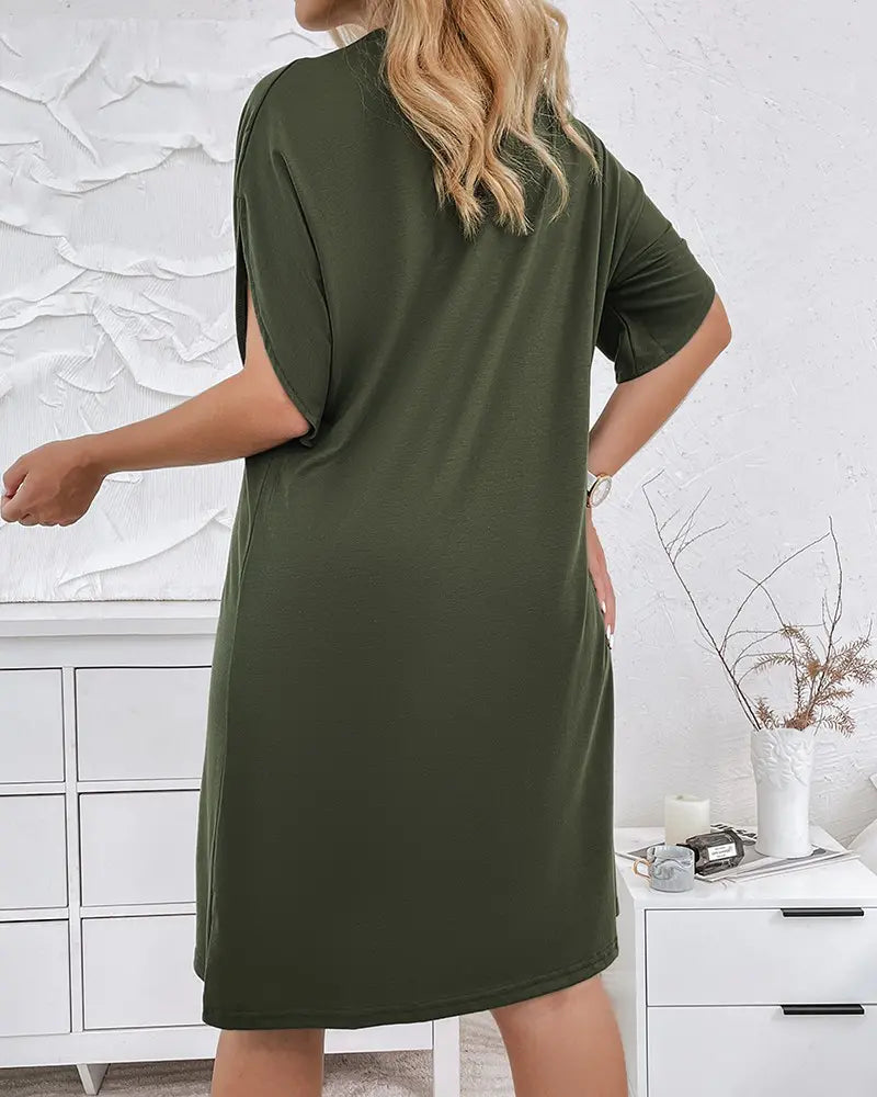 Valenzora - Casually chic V-neck mini dress in olive green | Versatile V-neck mini dress for every occasion