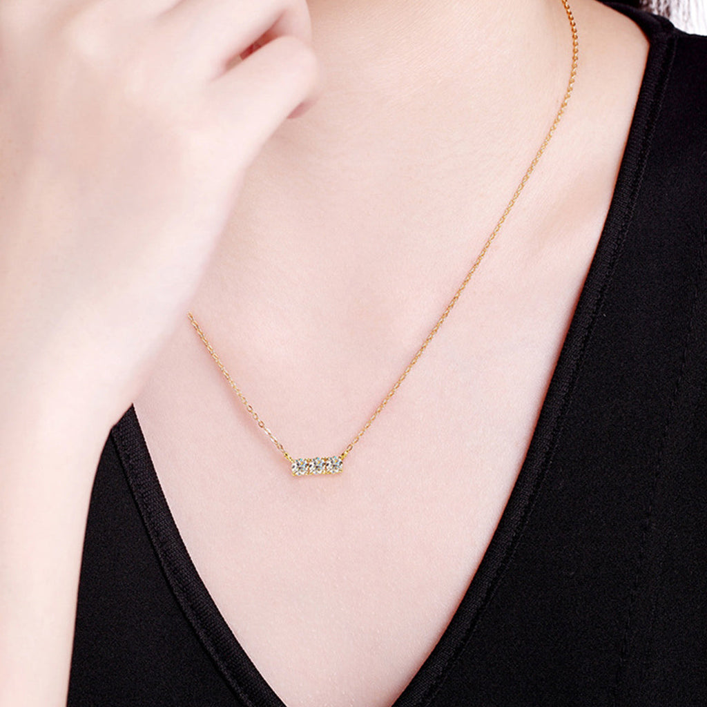 Valenzora | 925 Sterling Silver Inlaid Moissanite Bar Necklace