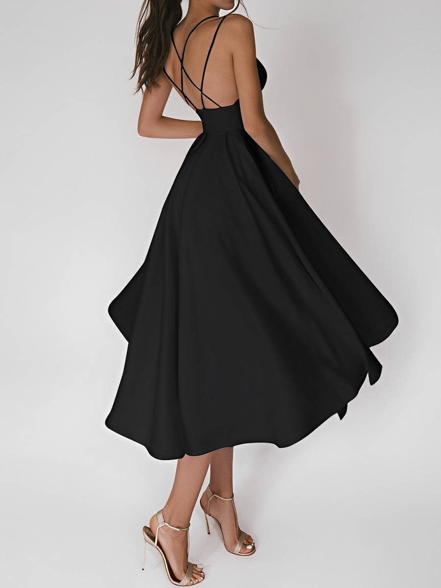 Valenzora | A light dress with delicate spaghetti straps