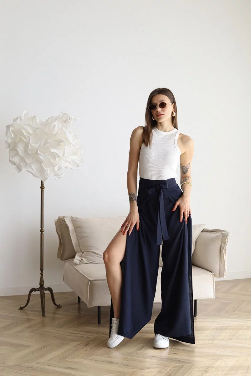 Wide linen trousers