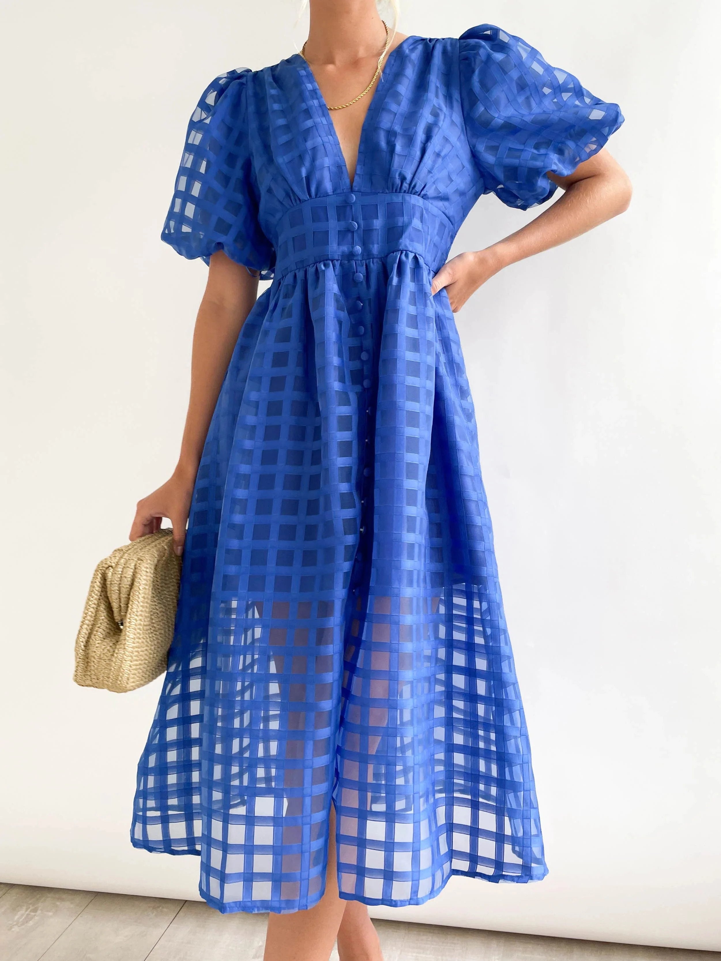 Valenzora | Midi dress with puff sleeves
