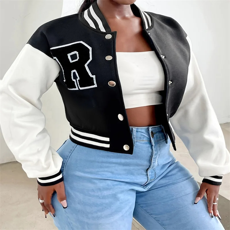 Valenzora | Varsity Bomberjacke für Damen, kurzes Modell mit Buchstaben-Patch und Druckknopfverschluss