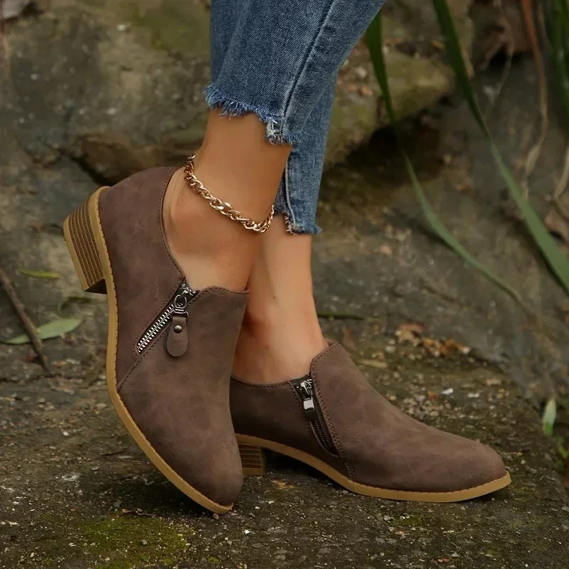 Valenzora | Comfortable slip-on ankle boots with a firm sole, women's ankle boots