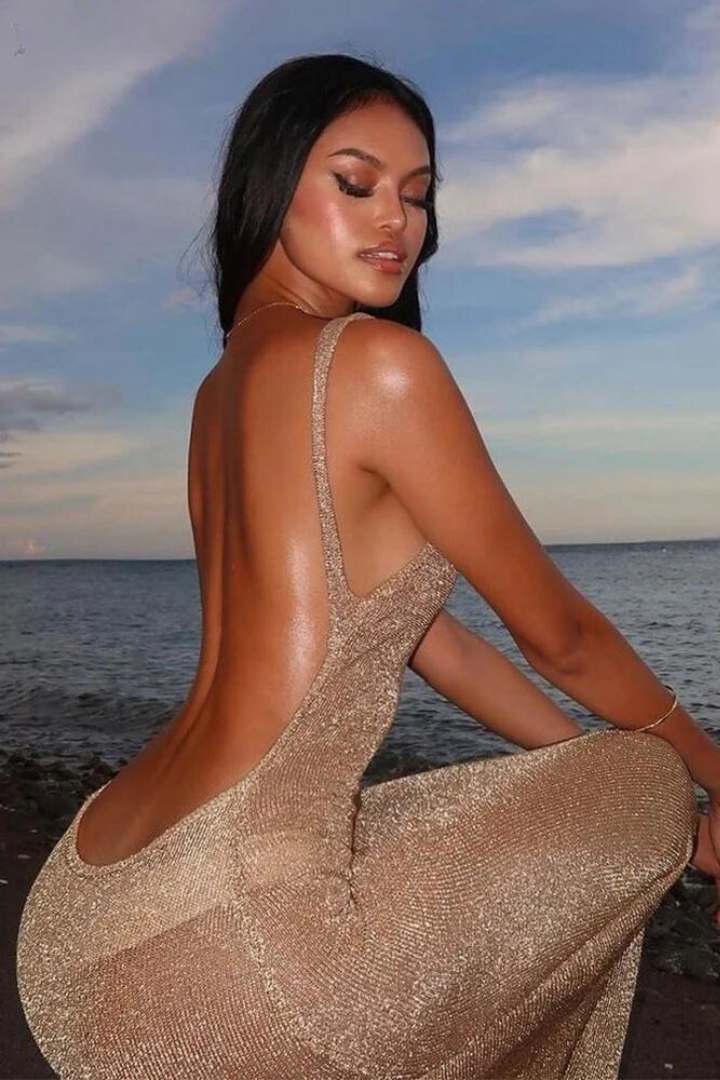 Valenzora | With embellishments, backless and slit for women