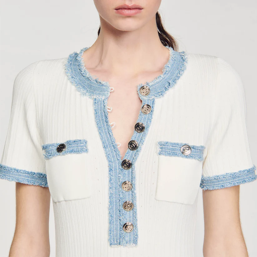 Jeans-Patchwork-Strickkleid mit Knöpfen