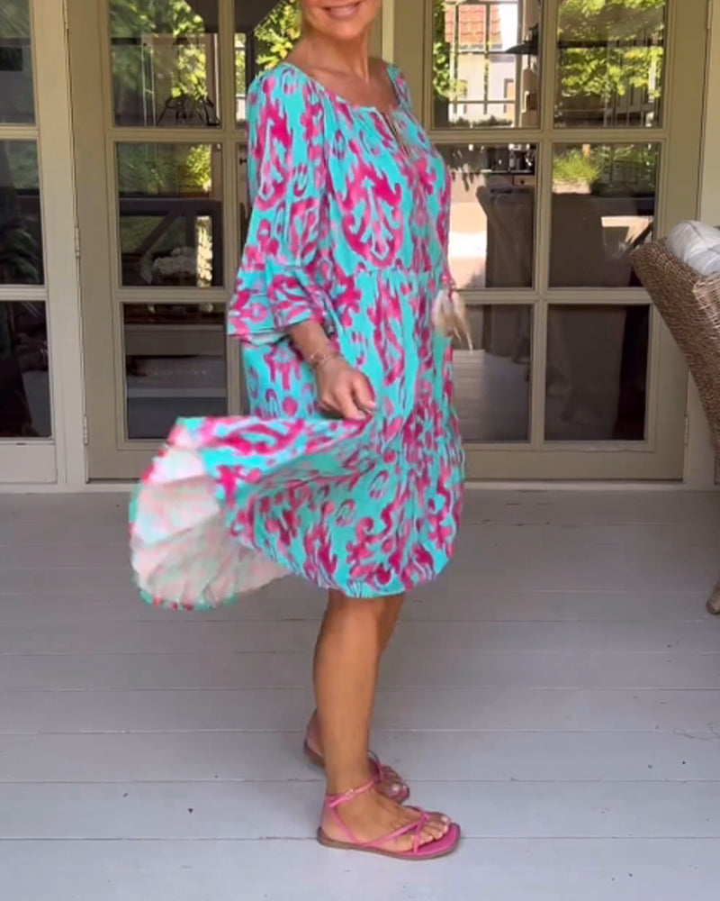 Valenzora | Loose-fitting, printed dress with bell sleeves