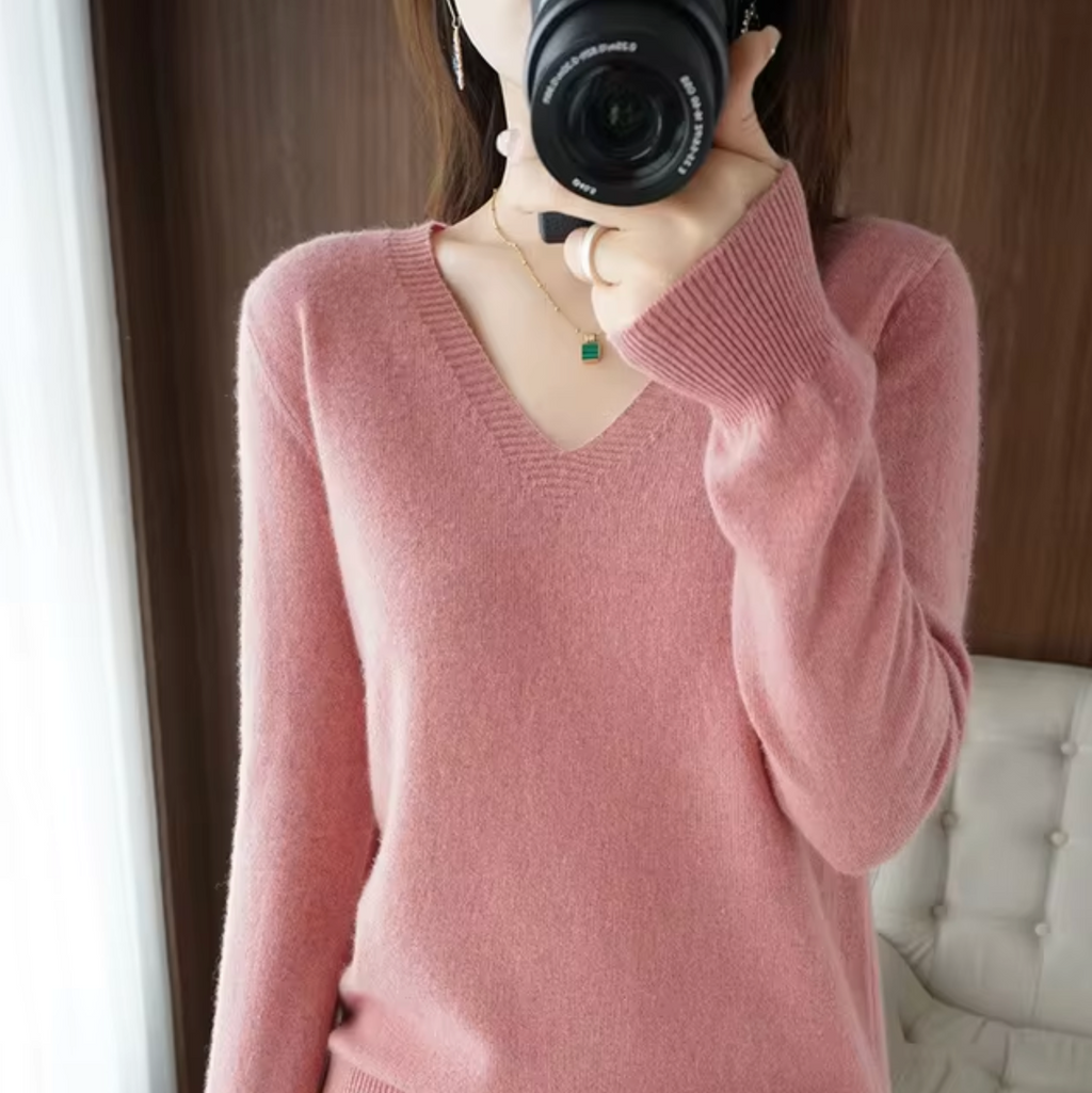 Valenzora | V-neck knit sweater