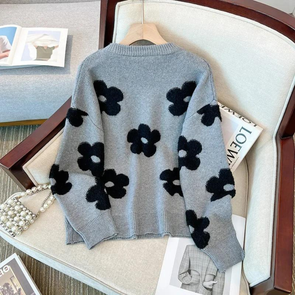 Valenzora Sweater | Luxurious, soft knit sweater for women with a floral design
