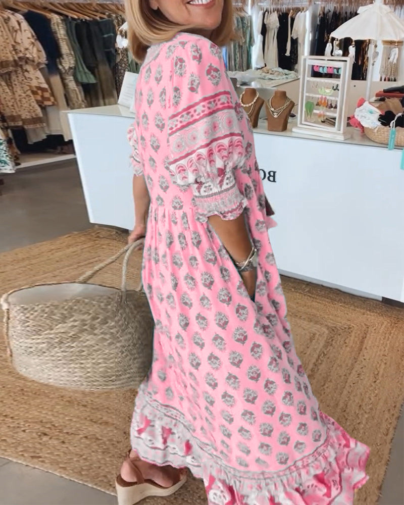 Valenzora | Casual printed dress with V-neck and half-length sleeves