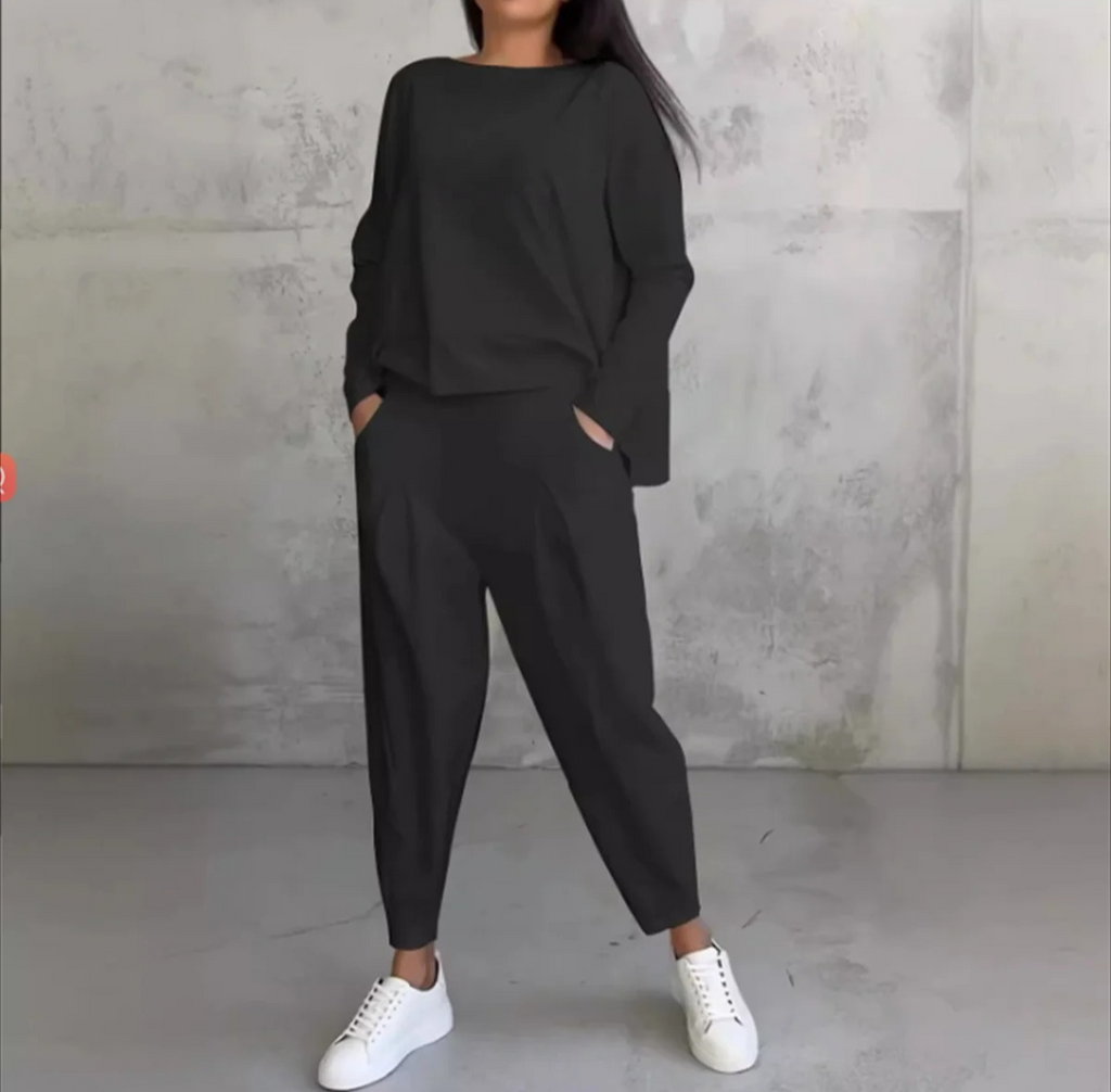Valenzora | Women's Loungewear Set with Long-Sleeved Top and Relaxed Fit, Two-Piece