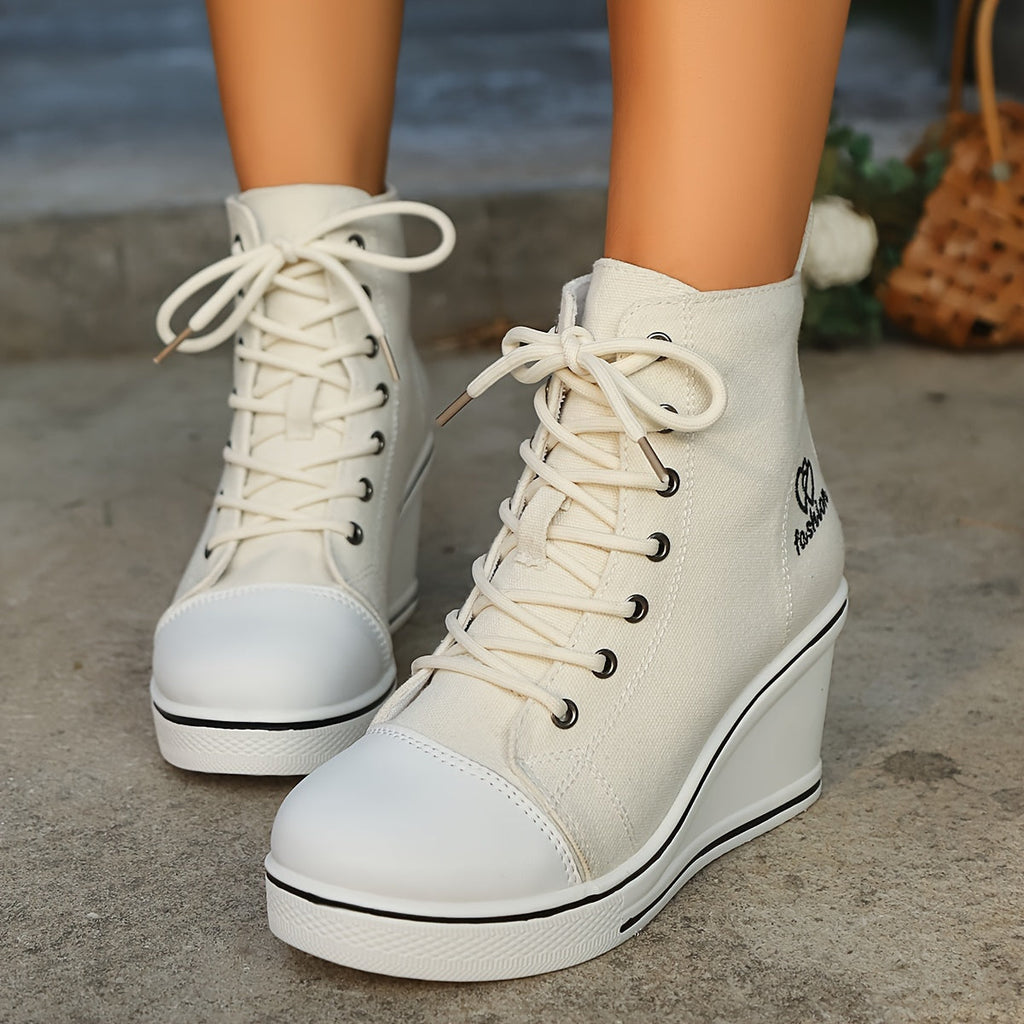 Valenzora | Simple canvas ankle boots with love motif