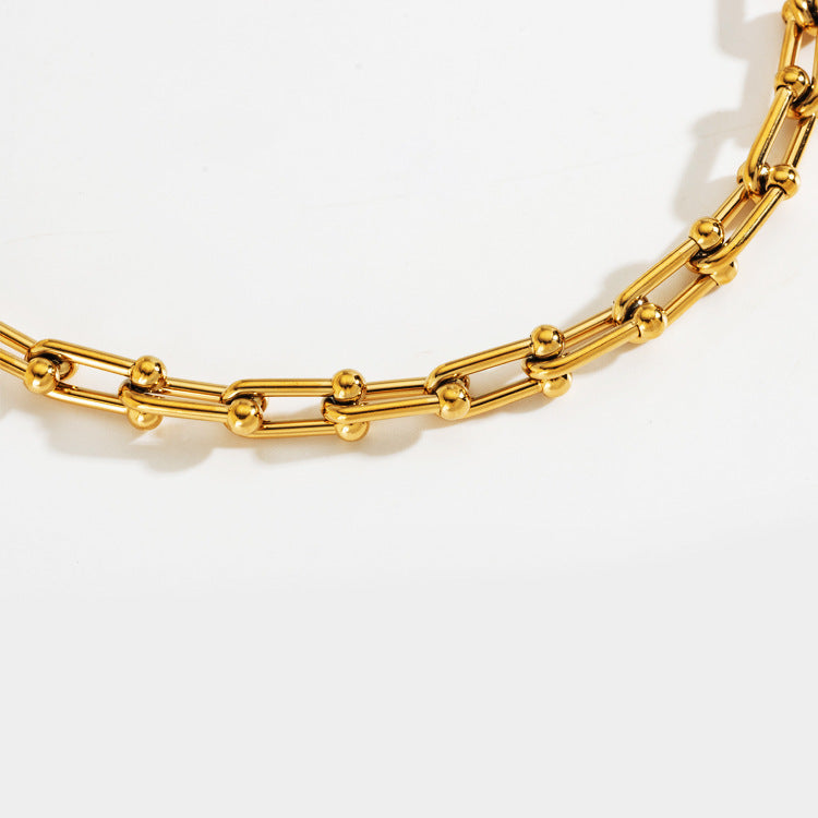 Valenzora | Necklace U-shaped lock thick chain