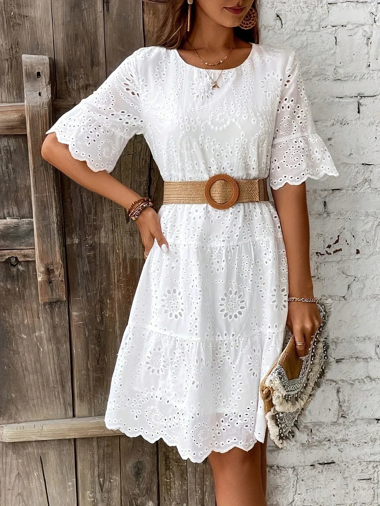 Valenzora | White lace dress for women, lightweight, embroidered and summery