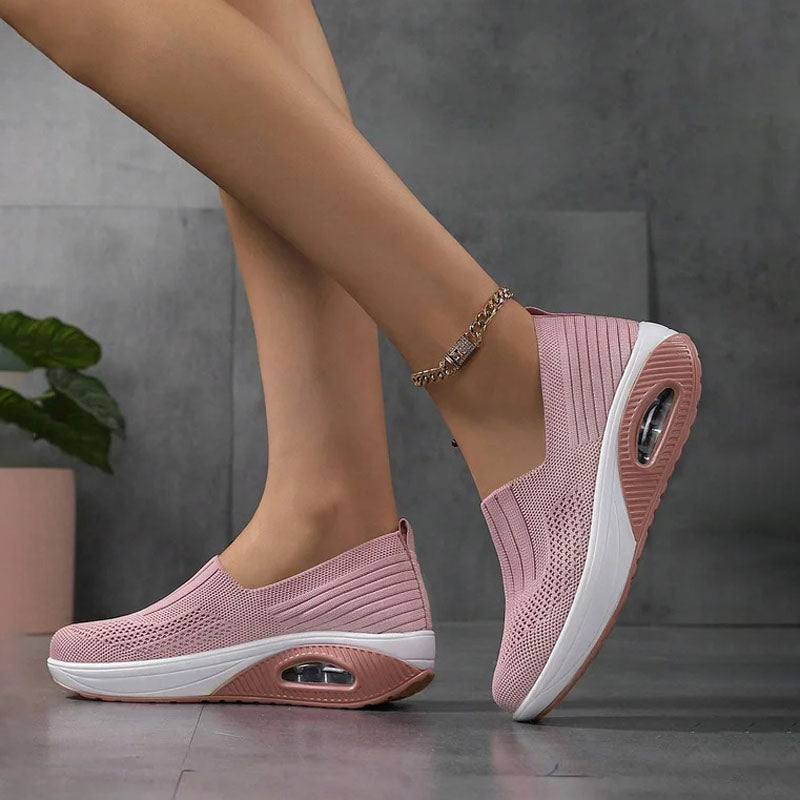 Valenzora | Atmungsaktive Slip-on-Sneaker mit ergonomischer Sohle für Damen