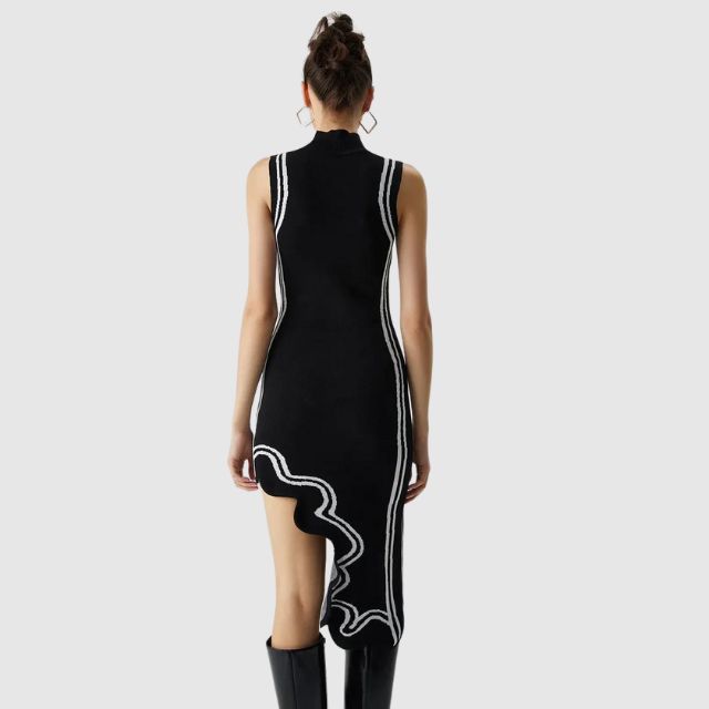 Valenzora | Sleeveless dress with contrasting piping
