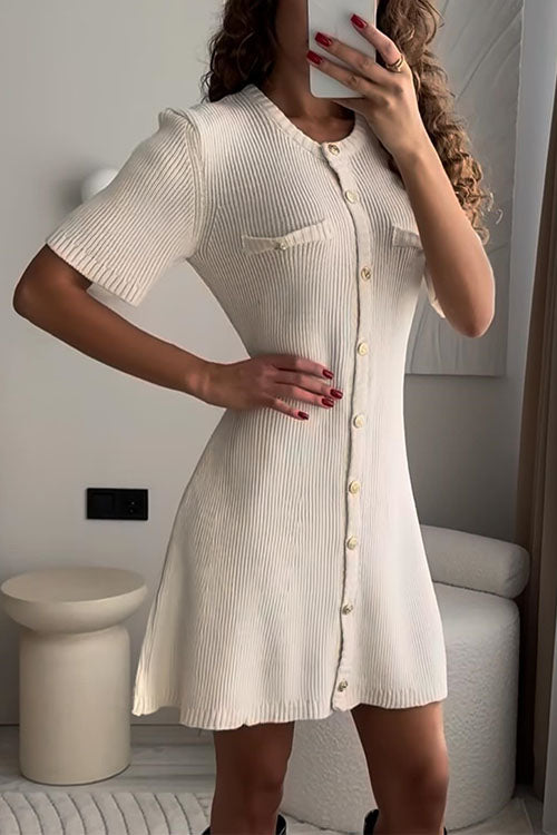 Valenzora | Rosiedress Kurzes Strickkleid mit Knöpfen