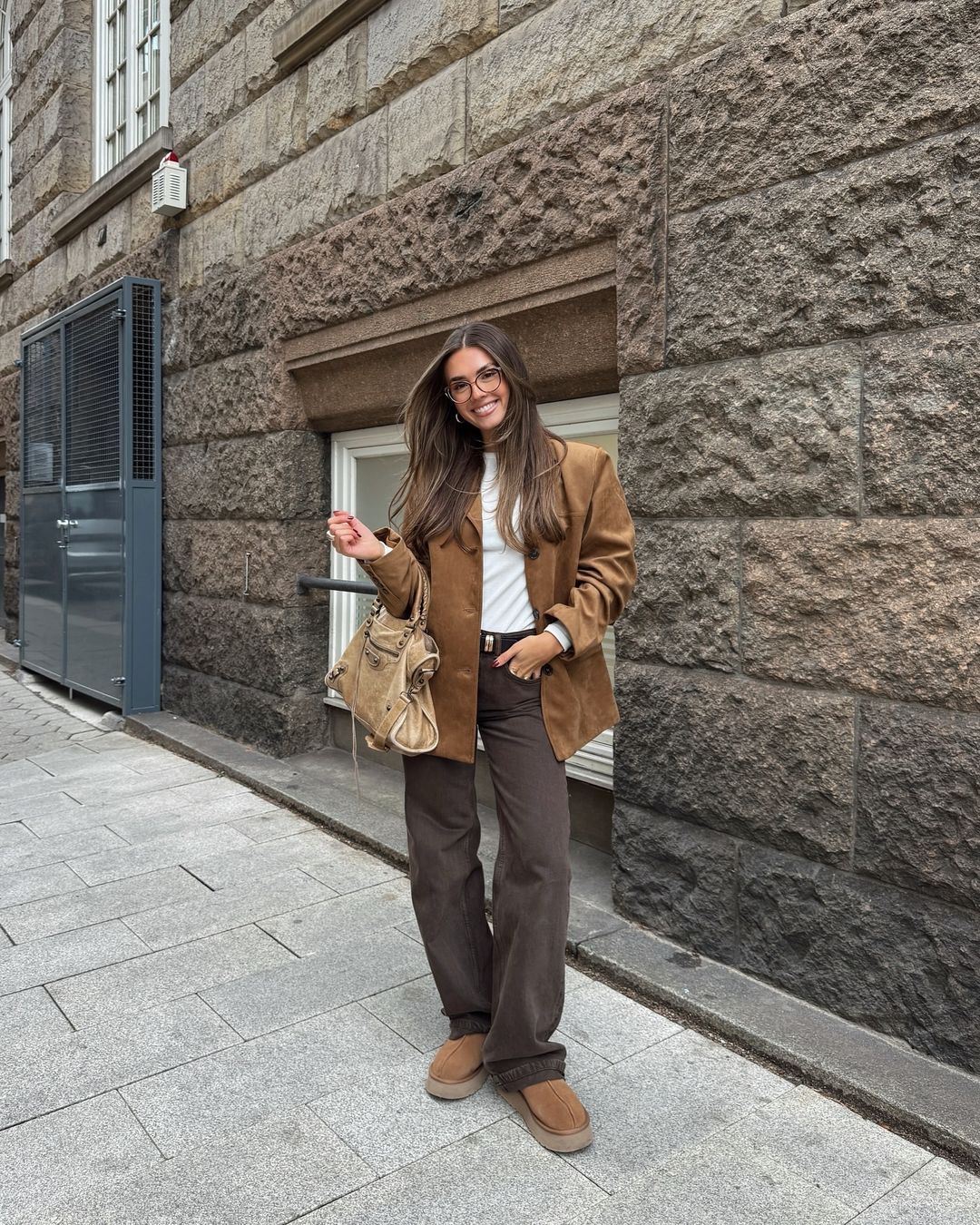 Valenzora | Blazer - camel colour women's jacket with a stylish cut