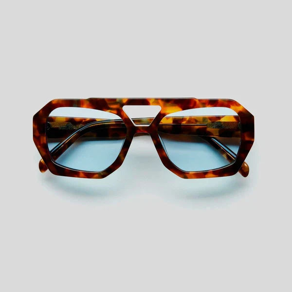 Valenzora | Elegant sunglasses for a unique style