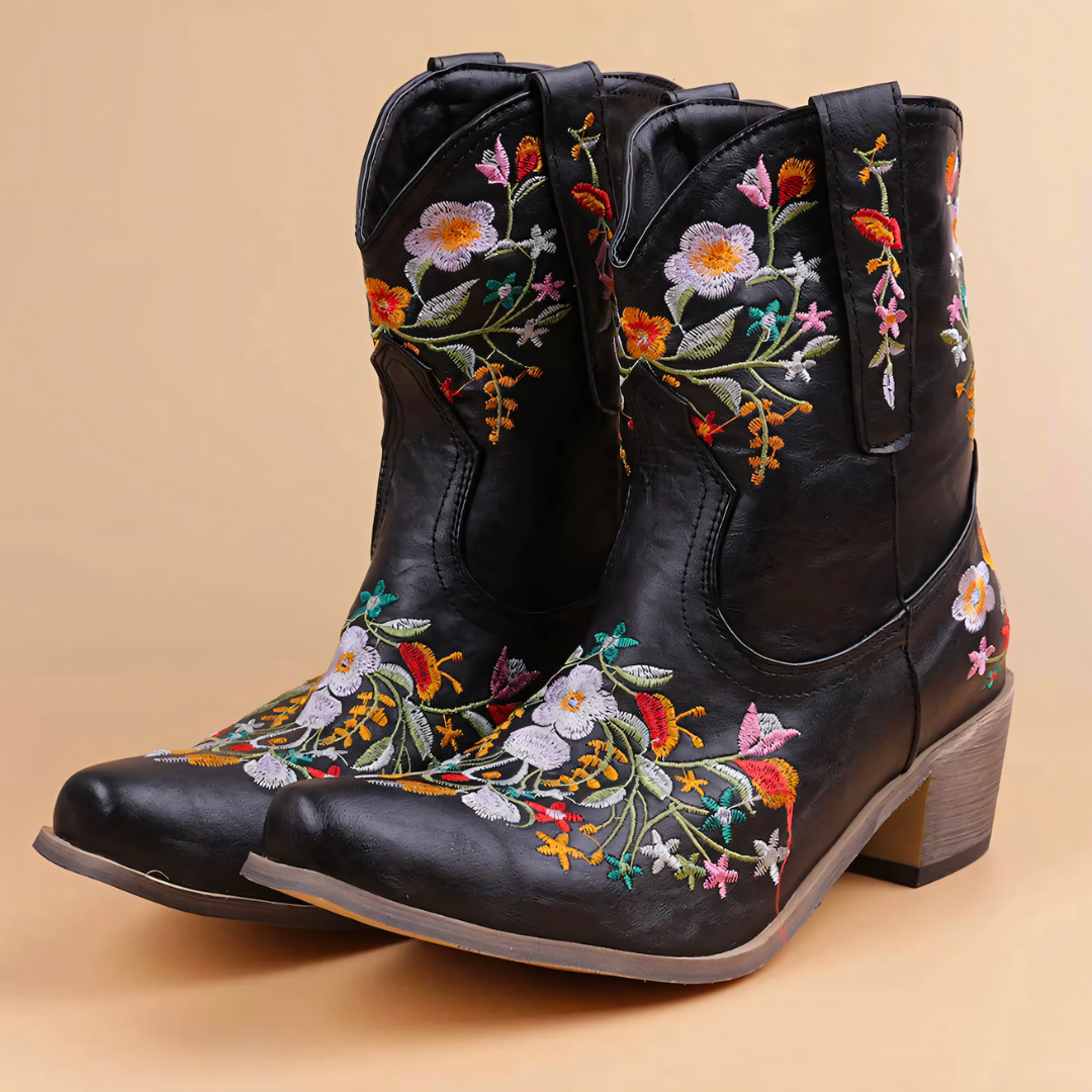 Valenzora | Weatherproof vintage cowgirl boots