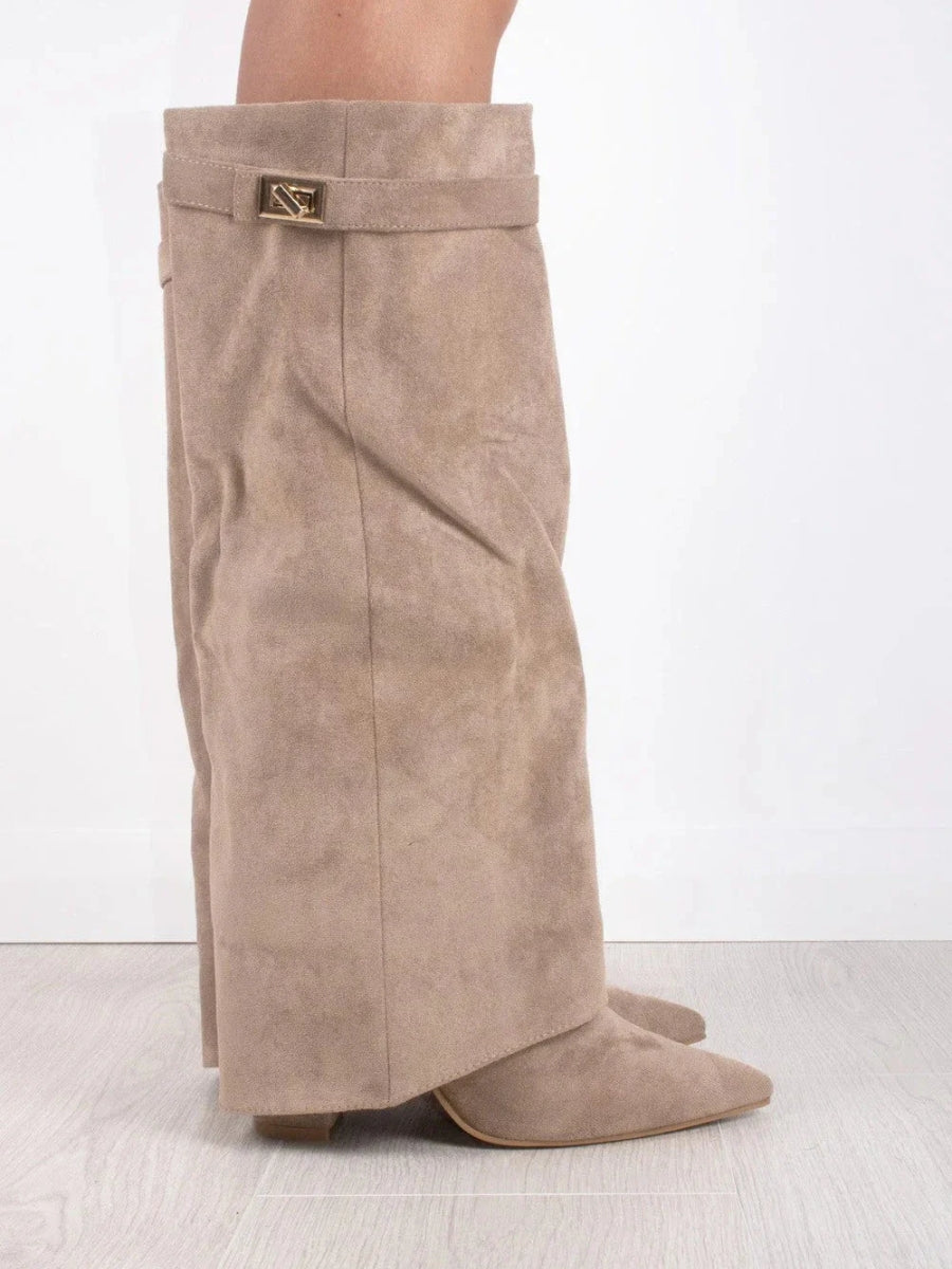 Valenzora | Elegant women's boots made of high-quality suede with golden accents
