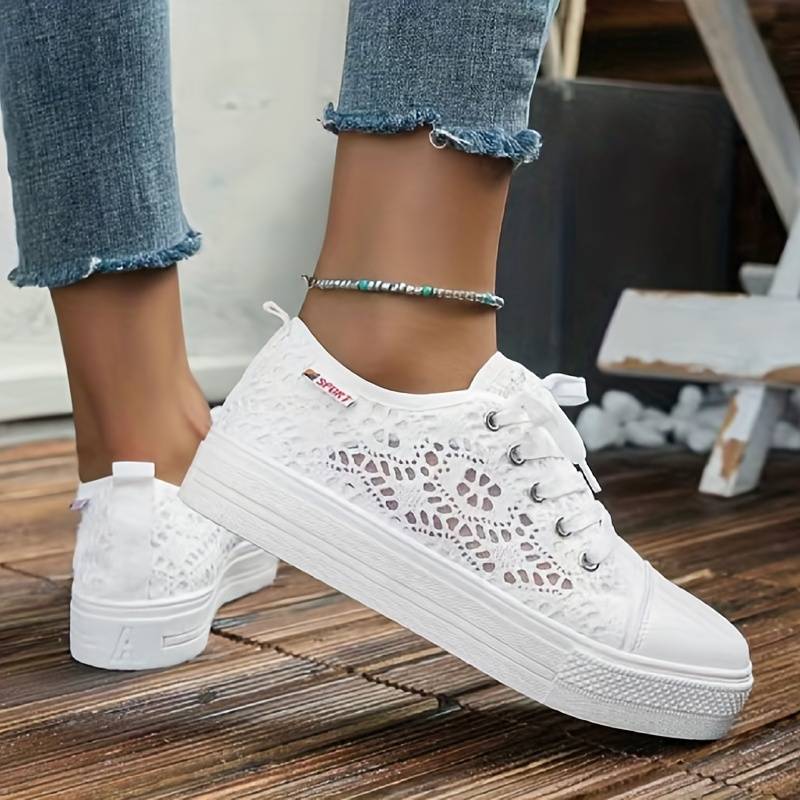 Valenzora | Stylish and airy lace sneakers