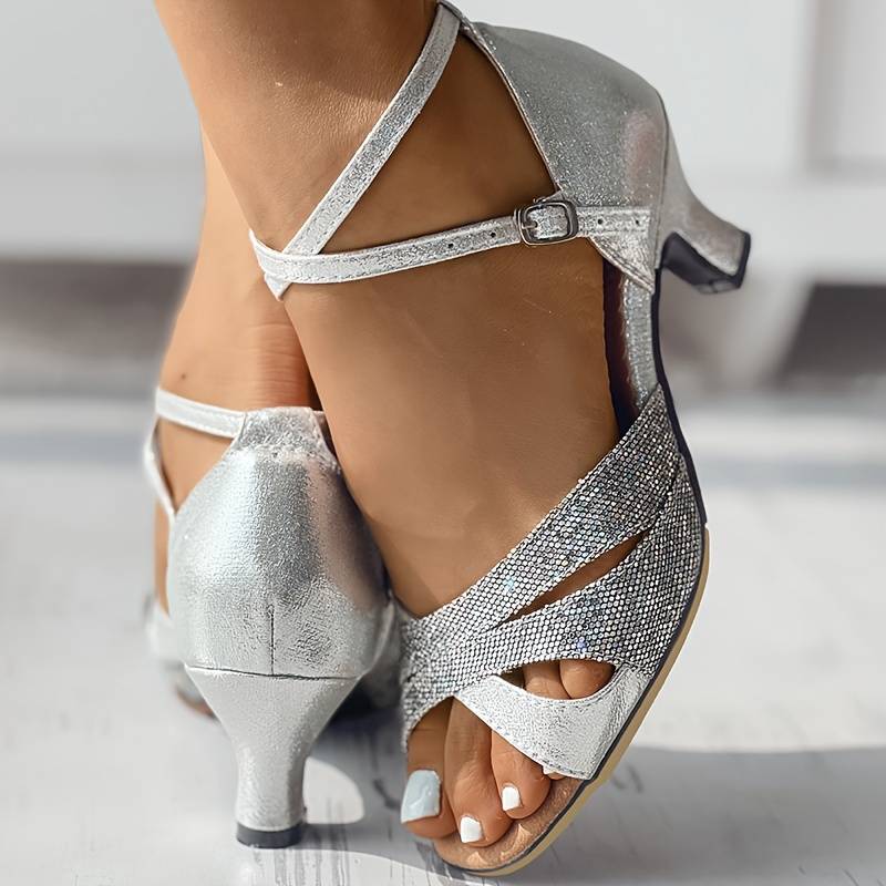 Valenzora | Elegant sequined sandals