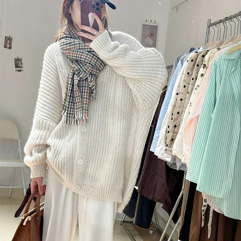 Women's plus-size cardigan