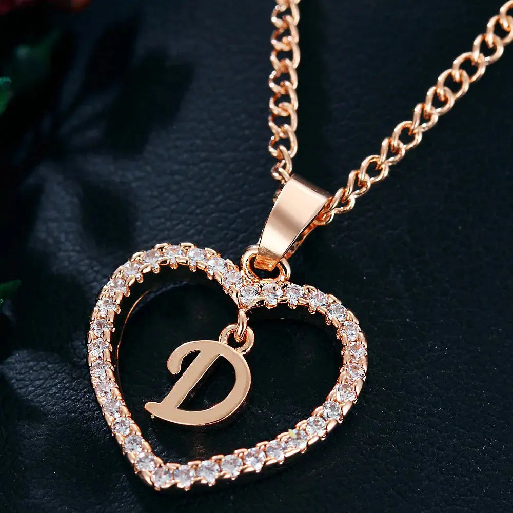 Valenzora | Buchstabe Zirkon Herz Halskette Anhänger Schmuck