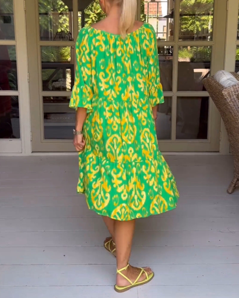 Valenzora | Loose-fitting, printed dress with bell sleeves
