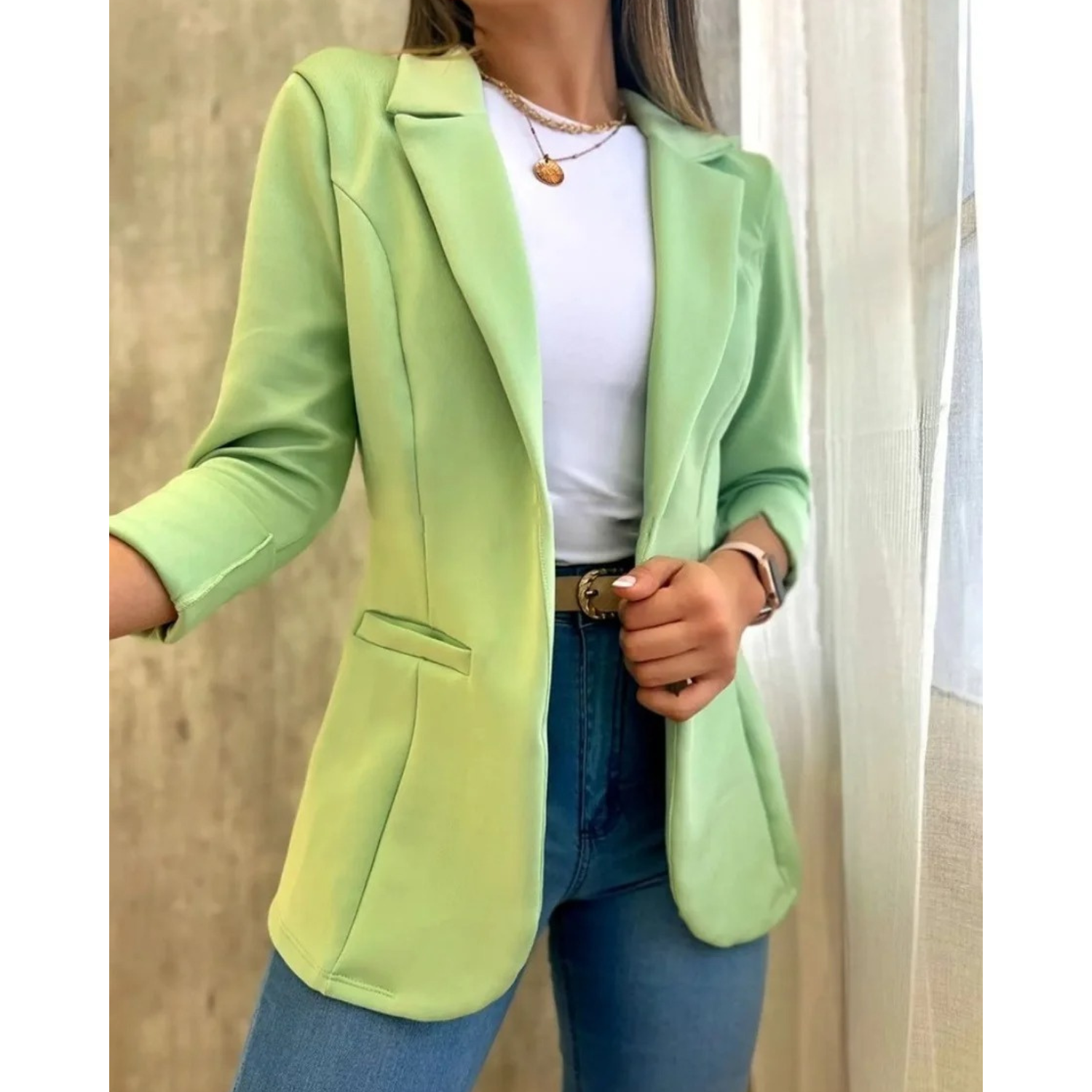 Valenzora – Vintage women's blazer without buckle