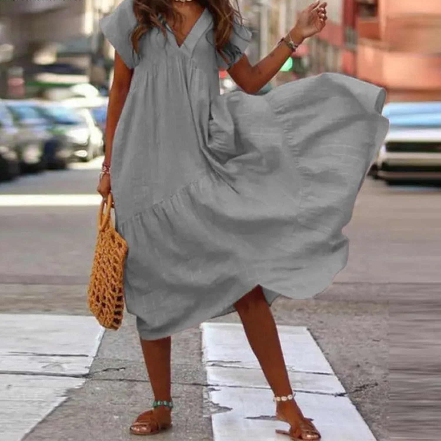Valenzora – Maxi-Hemdblusenkleid mit V-Ausschnitt und Rüschen
