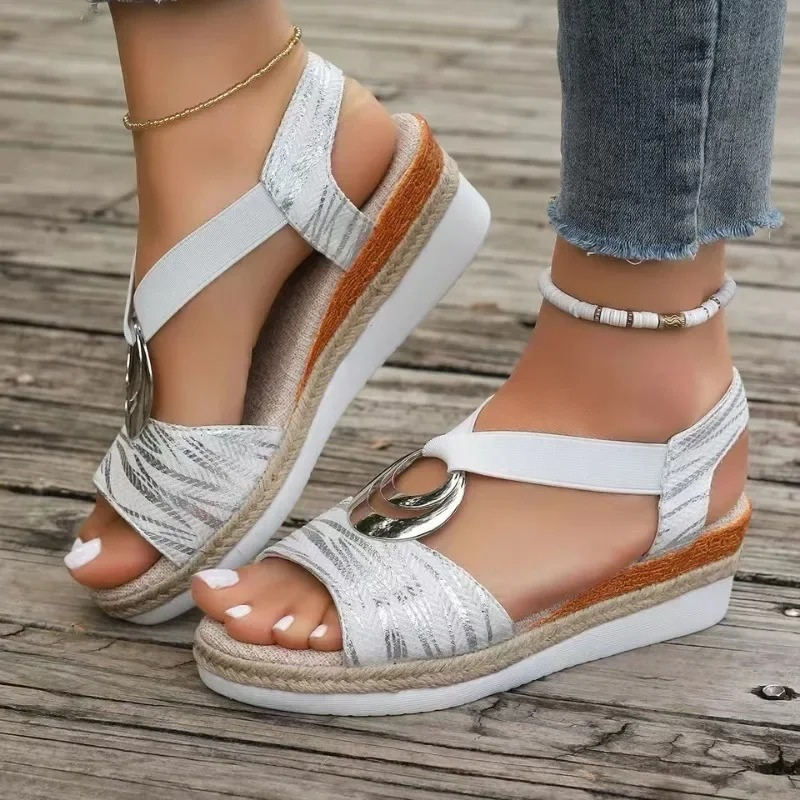 Valenzora | Vielseitige stilvolle Sandalen