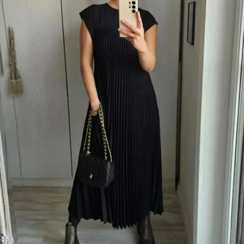 Valenzora | Leichtes und frisches Plisseekleid