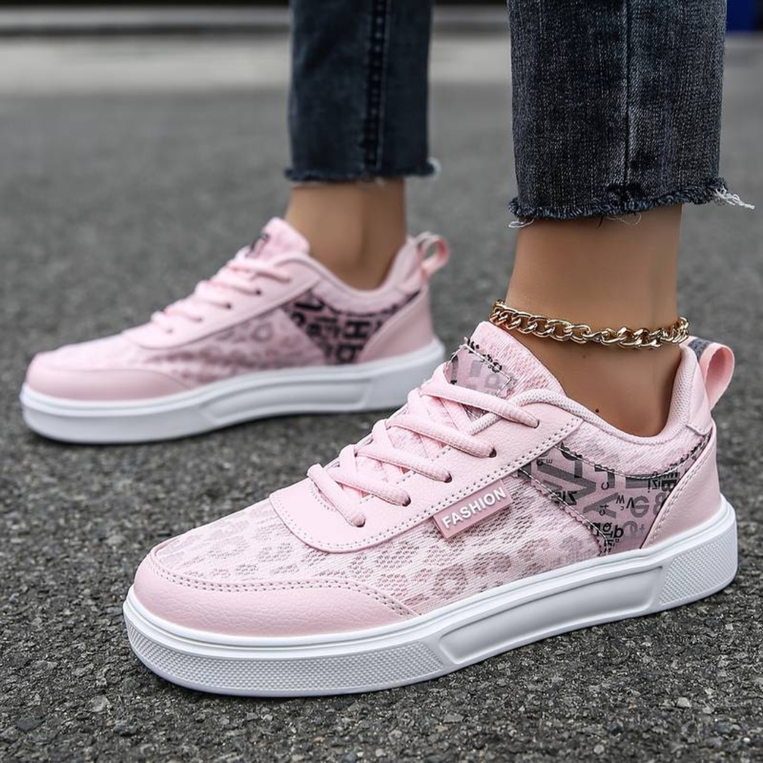 Sneakers | Casual lace-up running sneakers