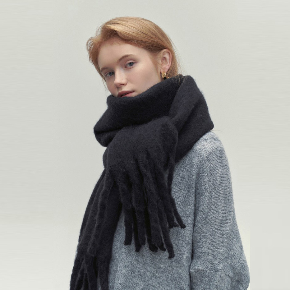Valenzora | Scarf - luxurious soft women's winter wrap