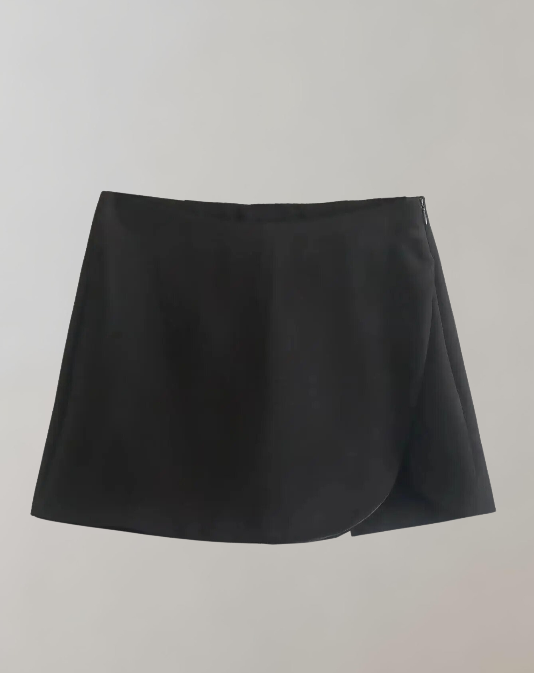 Valenzora – Legere, asymmetrische Mini-Röcke und Shorts
