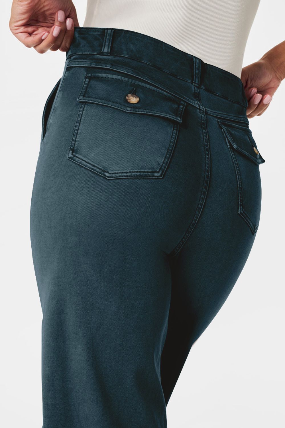 Valenzora | High-Waist Jeans mit Taschen: Klassisch, elegant und vielseitig