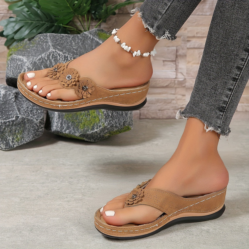 Valenzora | Beautiful flip-flop sandals for women