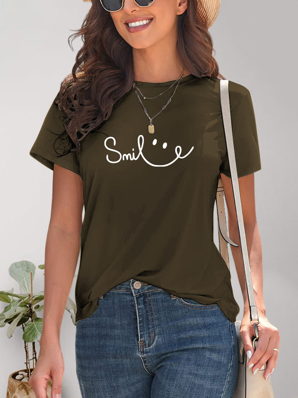 Valenzora | Smile Crew Neck Short Sleeve T-Shirt