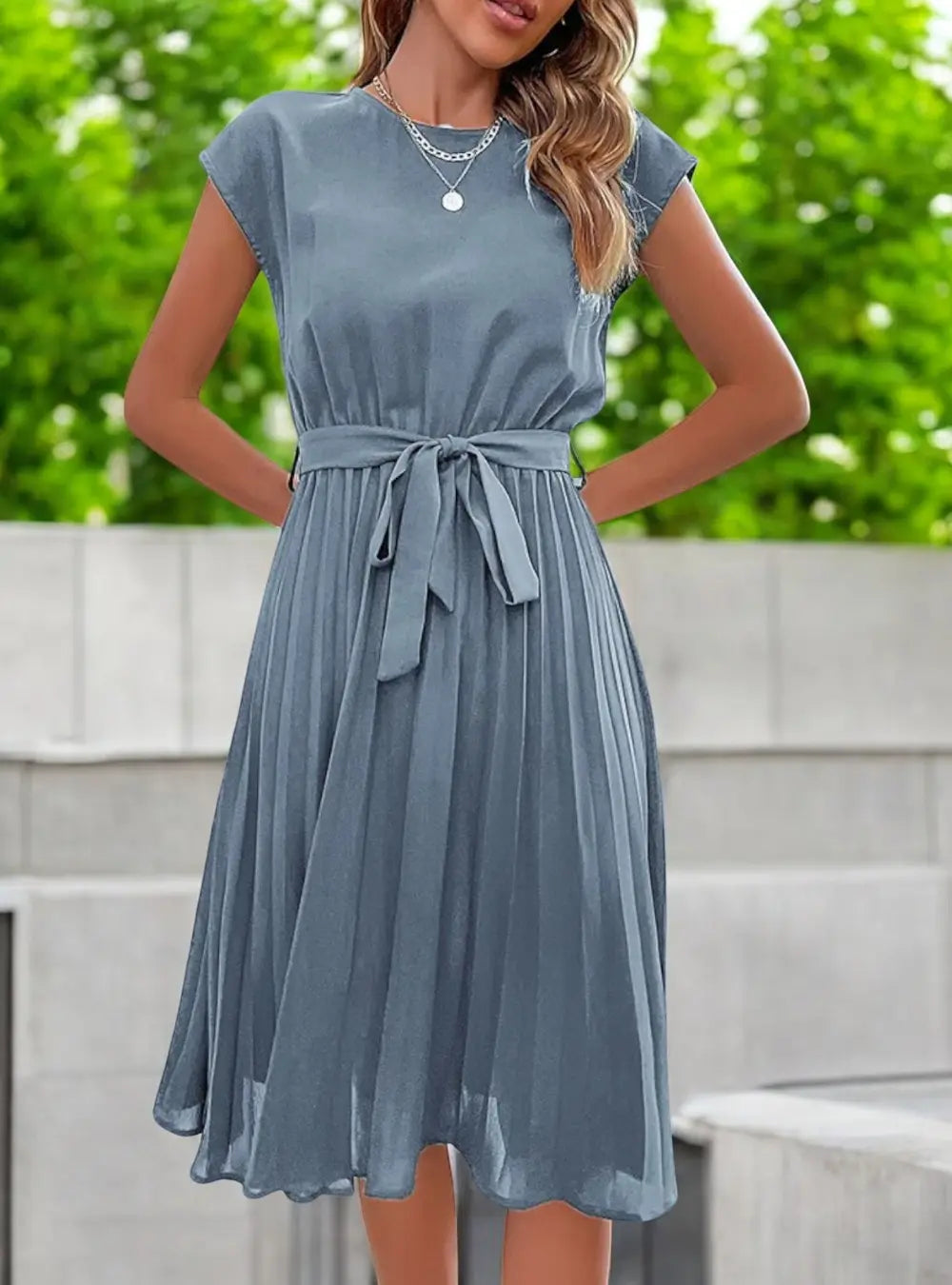 Valenzora | Elegantes Midi-Sommerkleid