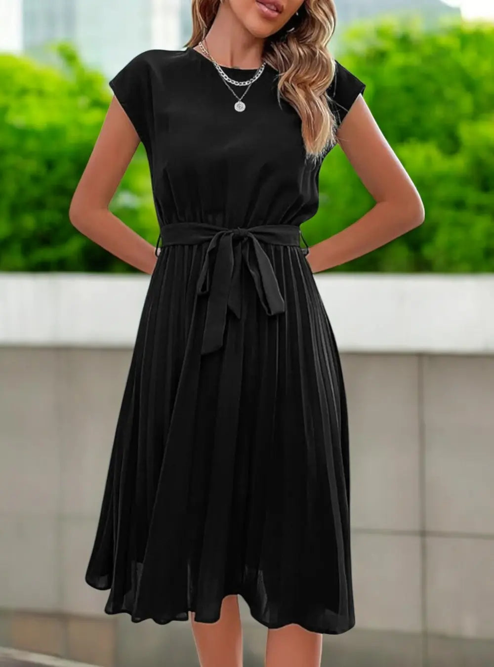 Valenzora | Elegantes Midi-Sommerkleid