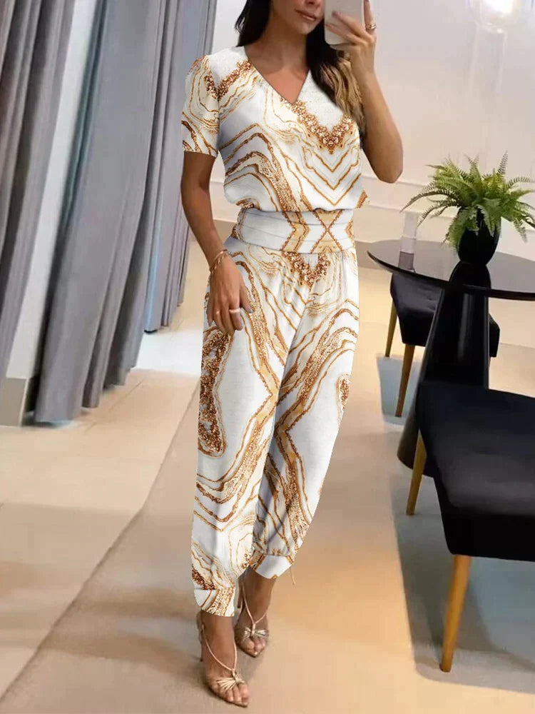 Valenzora | Two-piece set: V-neck, short-sleeved top & elasticated waist trousers, relaxed fit