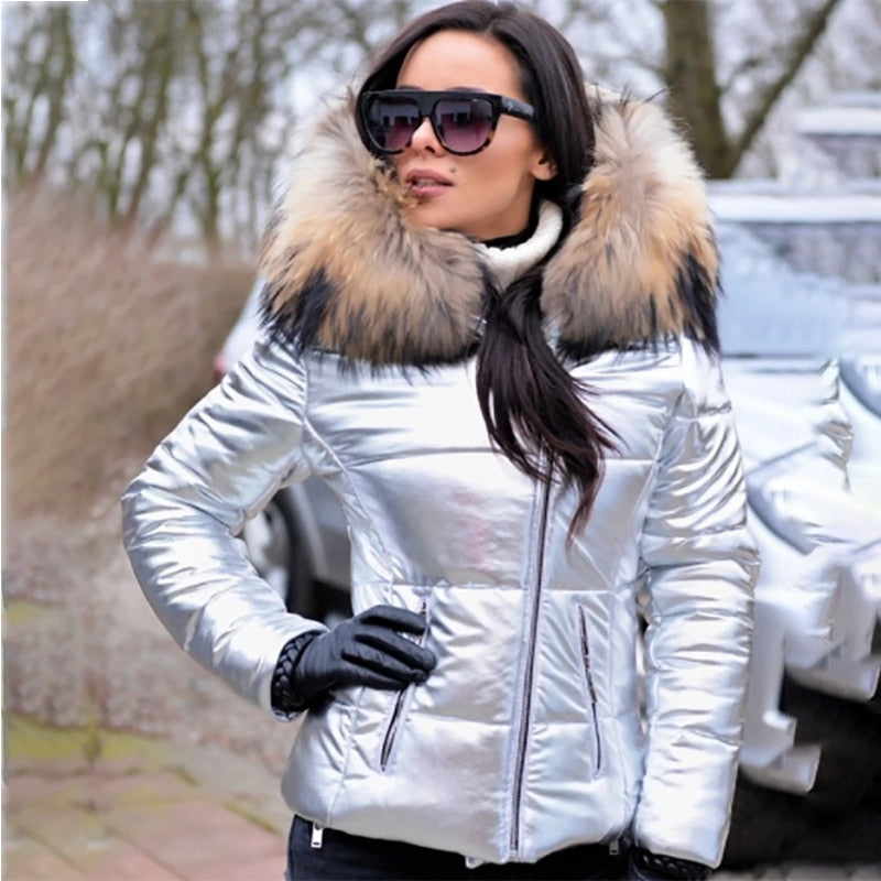 Valenzora - Modische, gefütterte Jacke mit Kapuze und Kunstfellkragen