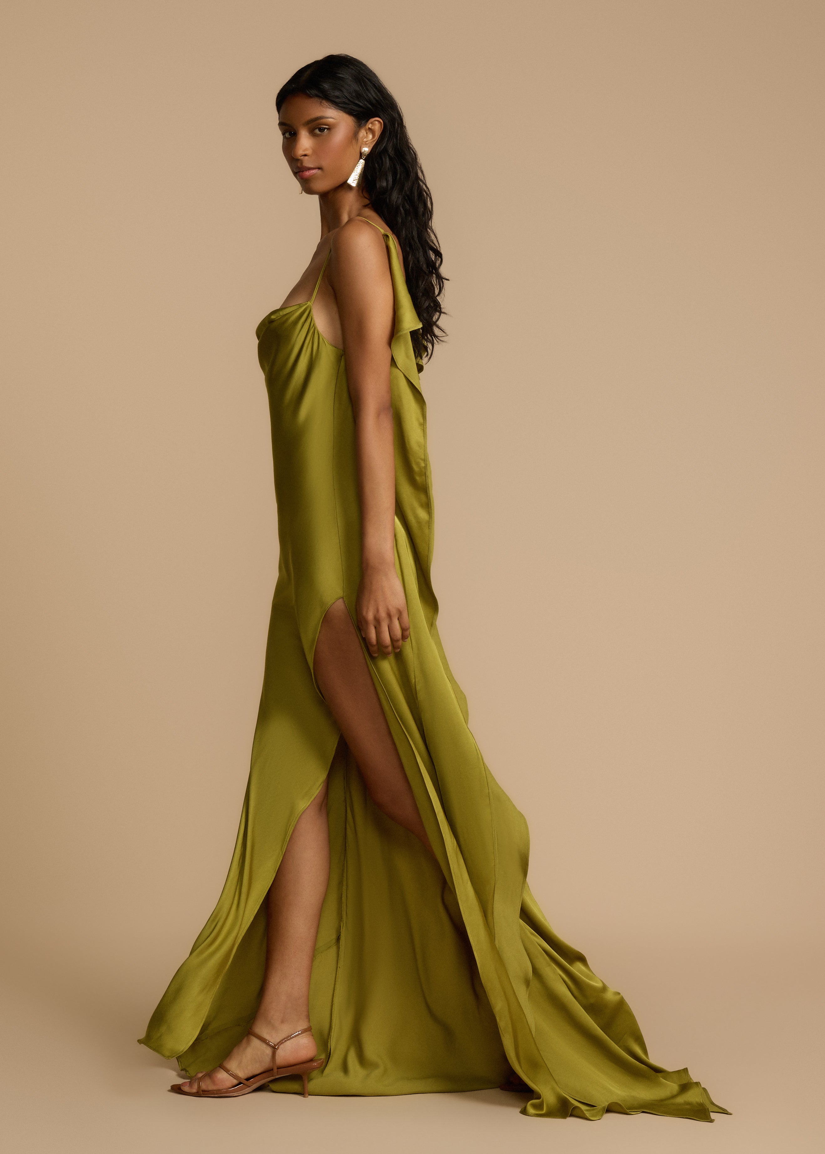 Valenzora | Elegant sleeveless party dress
